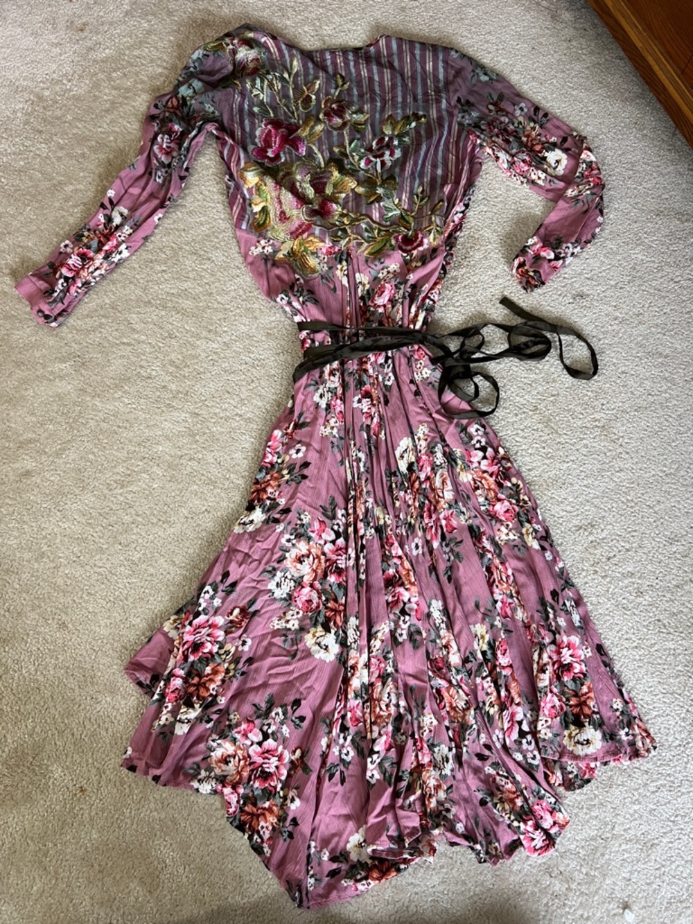 Aratta Silent Journey Floral Wrap Maxi Dress in Mauve Pink with Waist Tie - Picture 10 of 15